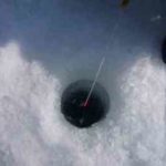 ワカサギ釣りの氷上穴釣りの道具と釣り方【初心者におすすめ】