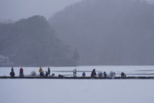 ワカサギのウキ釣り＆ミャク釣り仕掛けと釣り方